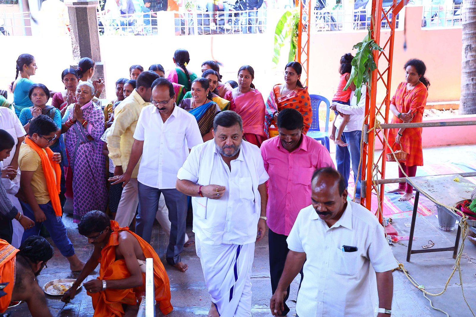 Outdoor Gathering Image 7